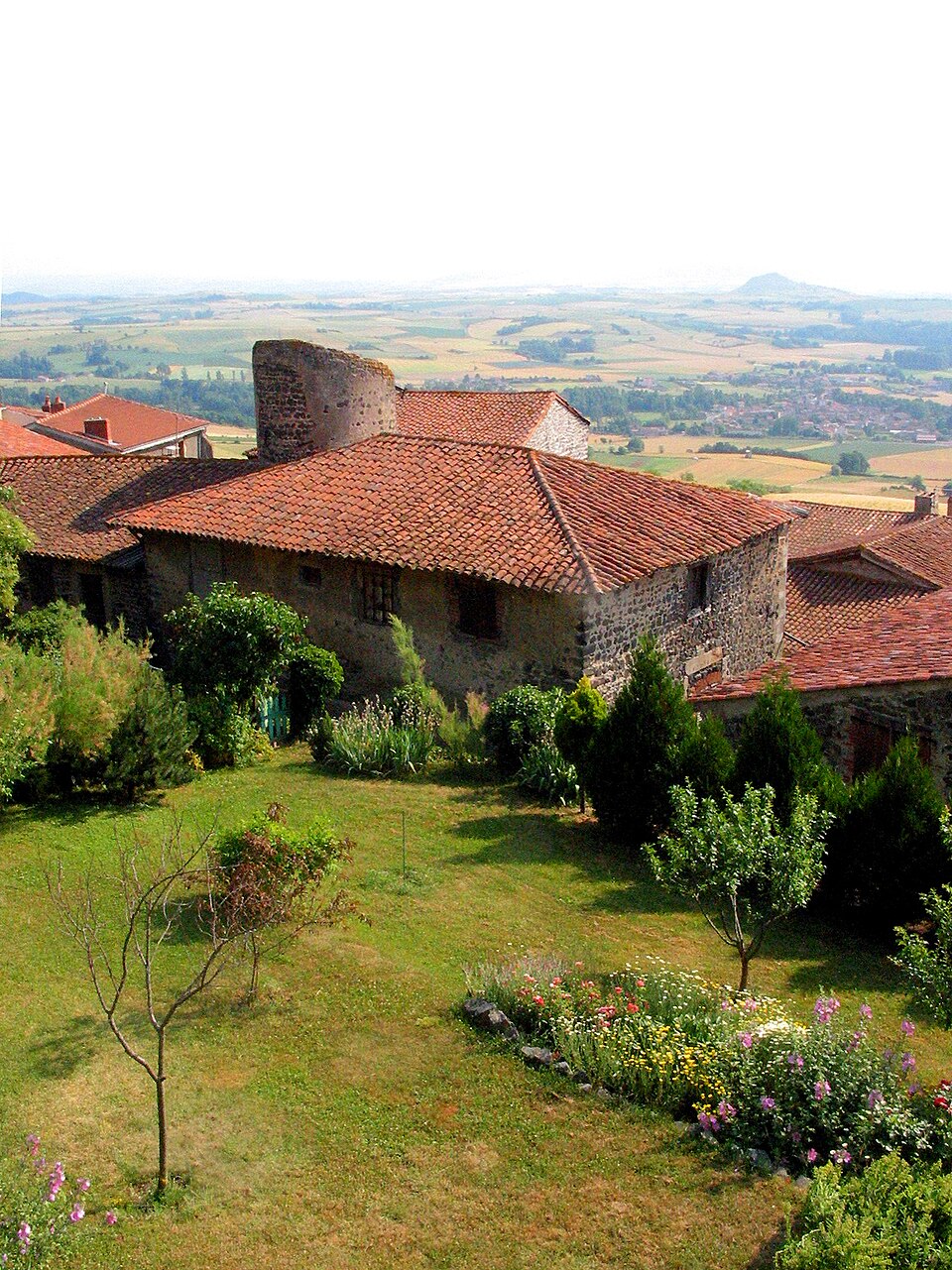 Village d'Usson